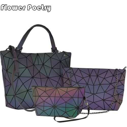 Set Luminous Women Handbags Geometric Ladies Chain Shoulder Bags New Female Holographic Leather Messenger Bags Bolsas Sac 2021