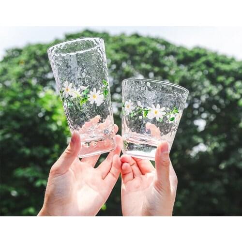 Small Daisy glass INS style light luxury drinking water cup household living room cup heat resistance fresh and simple