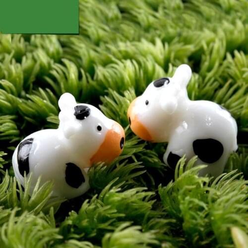 2 Pcs Garden Moss Micro Landscape Jewelry Small Size Cow Doll Combination Diy Assembled Resin Placement Miniature Garden Craft