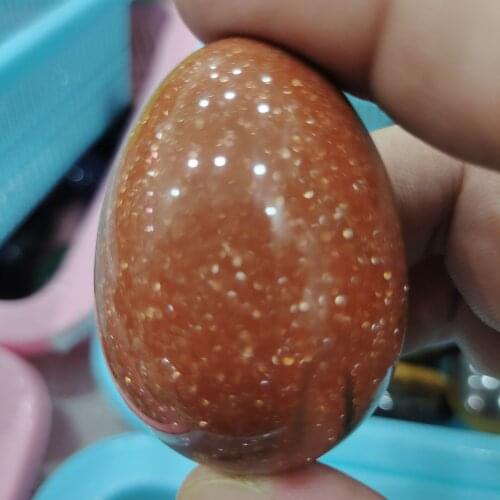 1pcs naturally form quartz massage crystals in the form of golden sand stone egg reiki therapy as a