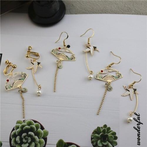 Custom palace fan earrings retro national style earrings asymmetrical fairyland flying crane without pierced ear clips
