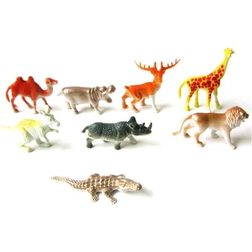 TPXCKz Figures With Animals