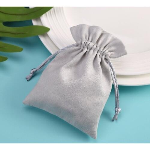 100 Personalized Flannel Grey Jewelry Bags Velvet drawstring Pouches Gift Packaging for Wedding Christmas Can Custom Logo