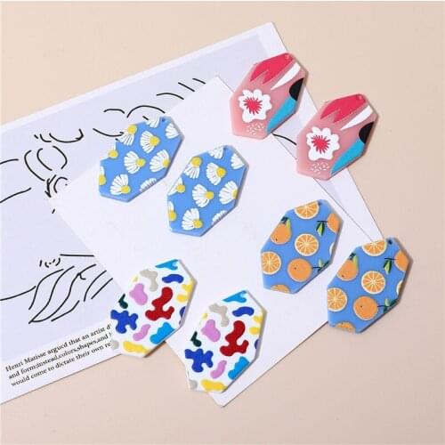 Spring style 30pcs/lot color flowers Relief effect pattern print irregular shape acrylic beads diy jewelry earring accessory