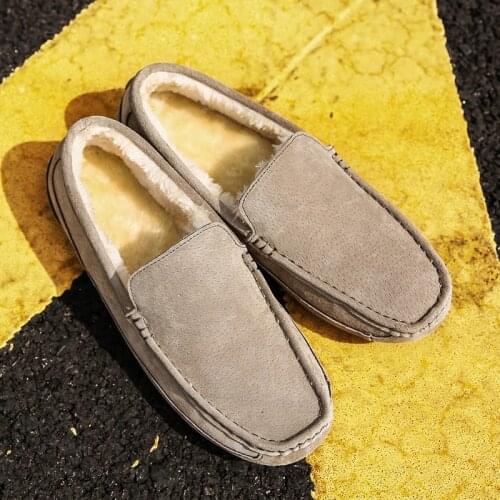 Plush Men Loafers Shoes 2021 Fashion Mens Flats Comfy Slip-on Fashion Winter Fur Moccasins Male Footwear Brand Man Casual Shoes