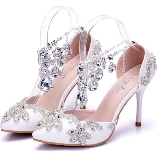 Stone Sandals White Pointed Toe Silver Crystals Shallow Mouth Wristband Wedding Dress Stage Womens Shoes Fashion Party Date