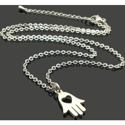 Love in Hand Stainless Steel Chain Necklace High Quality Stainless Steel Hove Hand Pendant Chain Holiday Necklace