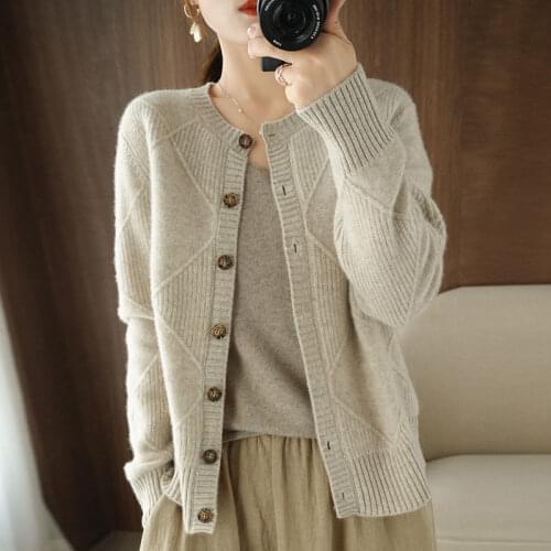 2021 autumn and winter new Korean version of long-sleeved knitted sweater cardigan solid color all-match jacket womens top