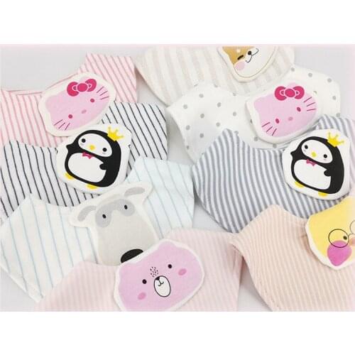 Baby cartoon cotton triangle scarf three-dimensional animal saliva towel boys and girls bibs bibs soft absorbent