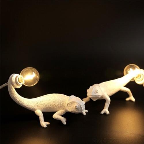 New Creative Lizard Table Lamp Modern Resin Animals Table Lamps for Bedroom Table Light Home Decor Chameleon Holiday Gifts