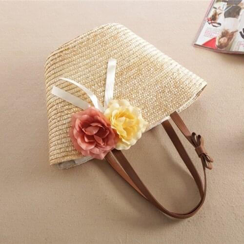 Bohemian Flower Rattan Handbags Women Wicker Woven Shoulder Messenger Bags Lady Summer Beach Straw Bag Large Tote Bali Purses