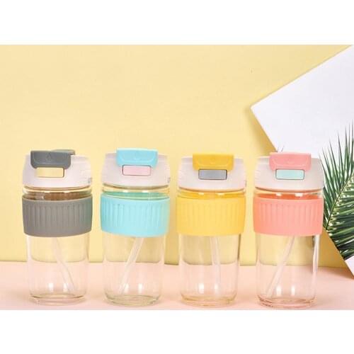 Protable Simple Cartoon Water Bottle Safe Leakproof High Temperature Resistance Borosilicate Glass Straw Drinking Cup for Gift