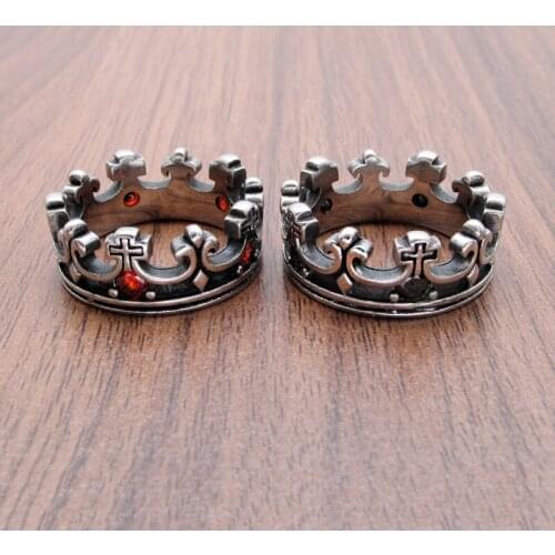 Free Shipping Stainless Steel Royal Crown Black Golden Plated Rhinestone Rings Simple Elegant Creativity for Male Boy Jewelry