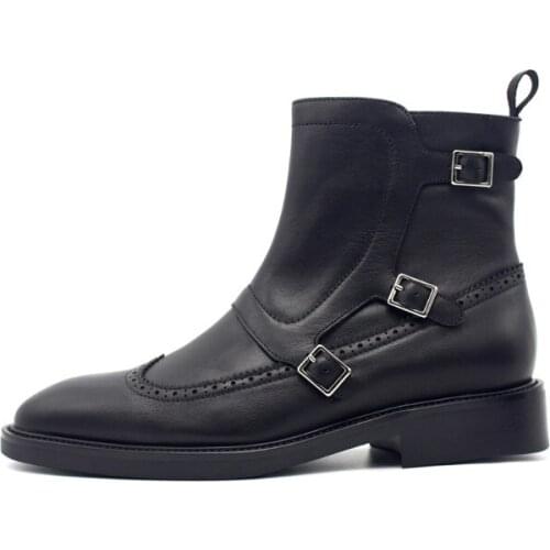 Autumn winter new carved Munch boots Side zipper buckle leather gentleman pedicure Joker leather boots Men Flat Show Boots