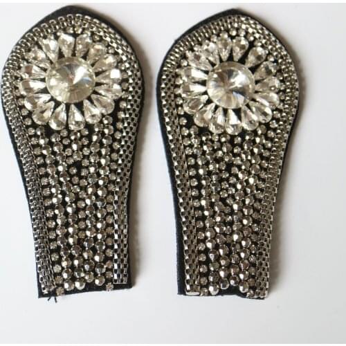 2pcs/set white Beaded epaulette for nightblub clothes Punk retro epaulets DIY Fashion Badge Epaulets Shoulder Patches appliques