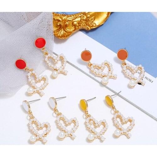 2020 New Women Summer Sweet Heart Pearl Stud Earrings Japan Korean Fashion Simple Joker Gold Earring Girls Elegant Red Jewelry
