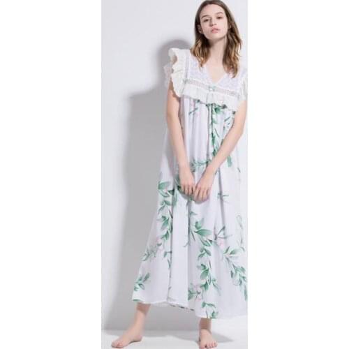 Free Shipping 2019 New Summer Womens Vintage Long Nightgown Green Flower Sleepwear Lace Sweet Slip Pijamas Soft V-Neck Slip