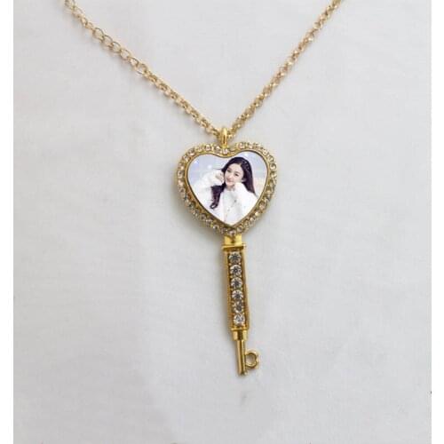 10pcs Free shipping custom sublimation blank Metal necklaces pendants jewelry for consumables Heat Transfer printing DIY gifts