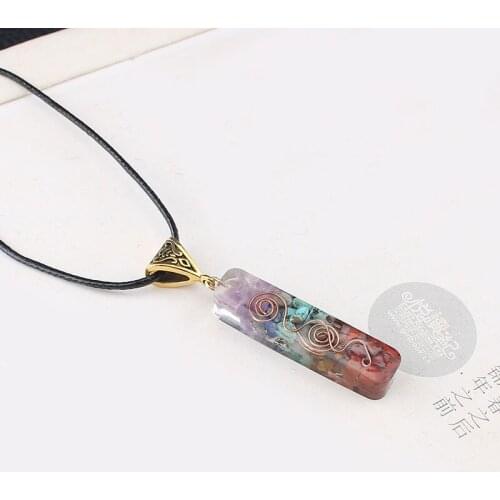 1 Pcs High Quality Natural Quartz Stone Pendant Necklaces Vintage Fashion Crystal Gilded Necklaces Women And Man Reiki Therapy