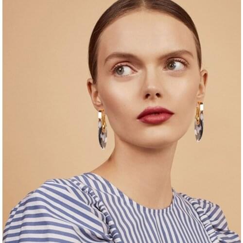 2019 Trendy Acrylic Earring Colorful Geometry Triangle Earrings Acetic Acid Stud Earrings For Women Fashion Earrings Jewelry