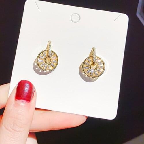 New Arrive Elegant Cute Flower DropEarrings For Women Geometric Circle Boucle d'oreille Jewelry Gifts