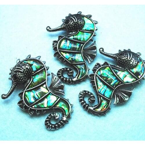 2pcs lovely seahorse natural abalone shell good making as womens brooch or pendants two functions mother of pearl pendants salt