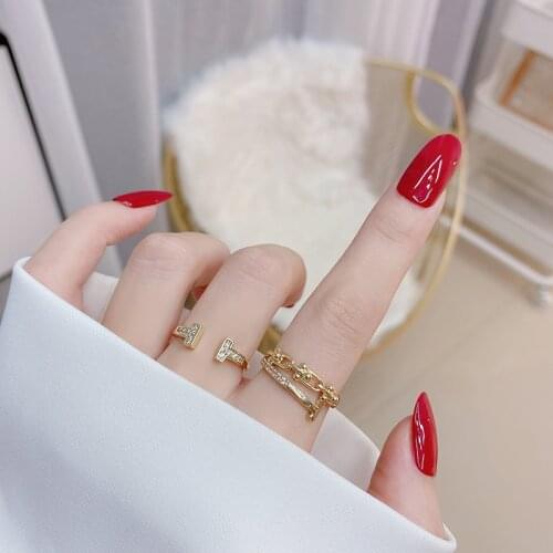 2021 New Fashion Brand Jewelry Simple Style Crystal Adjustable Rings for Women Delicate Gift Engagement Rings