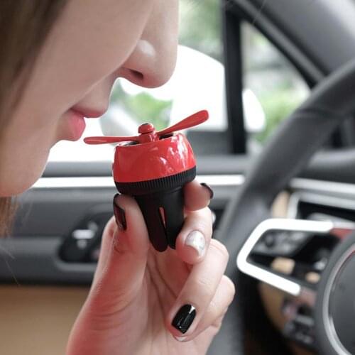 Car Air Freshener Aromatherapy Auto Air Outlet Perfume Long-lasting Car Fragrance Clip Diffuser Solid Car Perfume