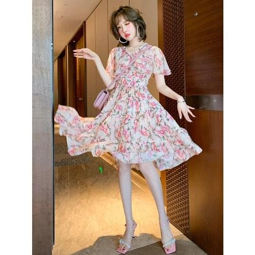 Beaded V - neck stitching falbala printing new summer dresses