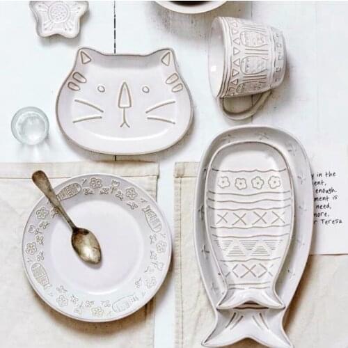 Dishes Plats Ceramic Frutero Pratos Creative Combination Cute Plate Retro White Glaze Cartoon Relief Cat Fun Mark Cup