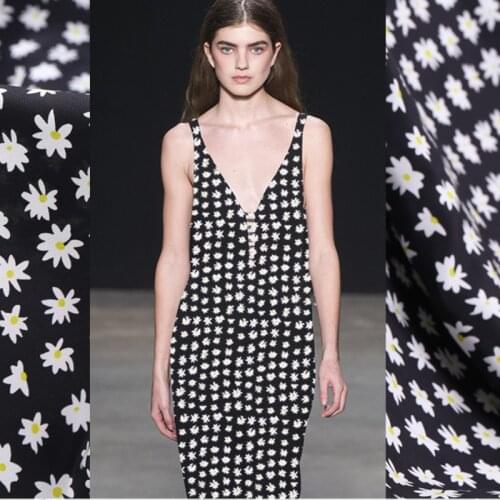 Silk Crepe De Chine Fabric Mulberry Silk Smooth Breathable New Dress Shirt Fabric Alibaba Express Sewing Fabrics by Meter