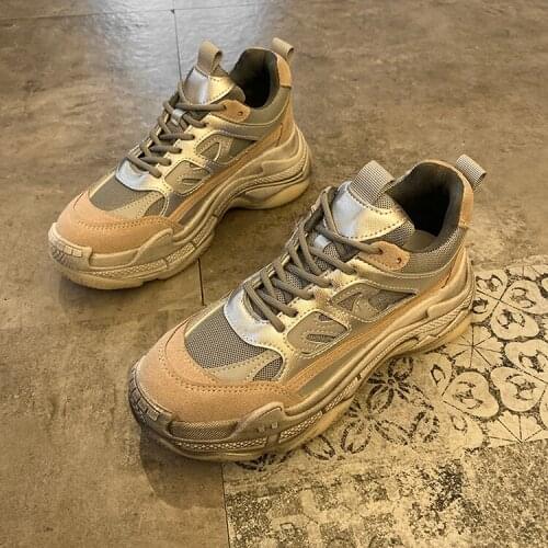 Womens shoes 2020 autumn new Korean fashion students casual non-slip sports shoes thick bottom increased shoes