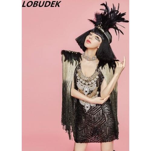 Bar Evening Show Female Singer Concert Stage Costume Crystals Sequins Feathers Tassels Short Dress Models Catwalk Performance