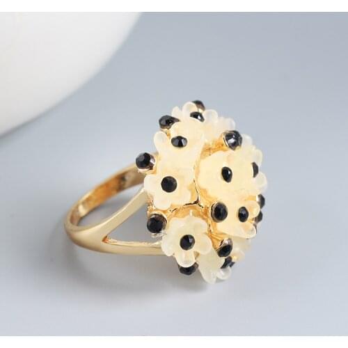Personality Sakura Ring Ladies Engagement Ring Female Ring Party Fashion Ladies Glamour Jewelry Girlfriend Fashion Gift