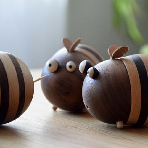 LuxuryHigh-grade Material Hand-made Bee Toothpick Holder Solid Wood Creative Cute Decorative Furnishing Toothpick Box Collection