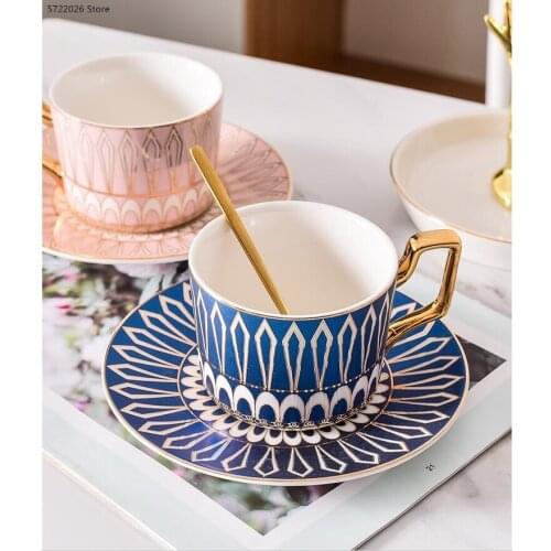 Light luxury ceramic coffee cup mug European bone porcelain coffee cup and saucer set home tea set afternoon tea flower tea cup