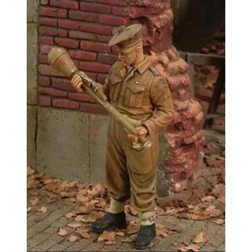 Unassambled 1/35 ancient officer stand (NO WALL ) Resin figure miniature model kits Unpainted