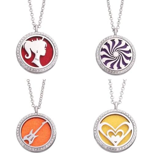 New 1pcs 30mm animal Aromatherapy Open Perfume Locket Essential Oils Diffuser necklace with 60cm chain Aroma Jewelry Free 10pads