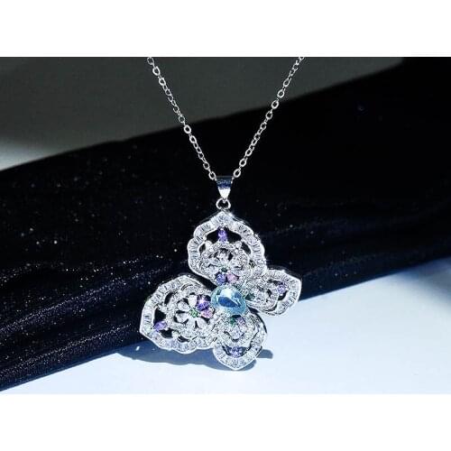 Charm Necklace Fashion Hollow Butterfly Pendant Europe America Style Luxury Elegant Womens Jewelry For Wedding , New Year Gifts