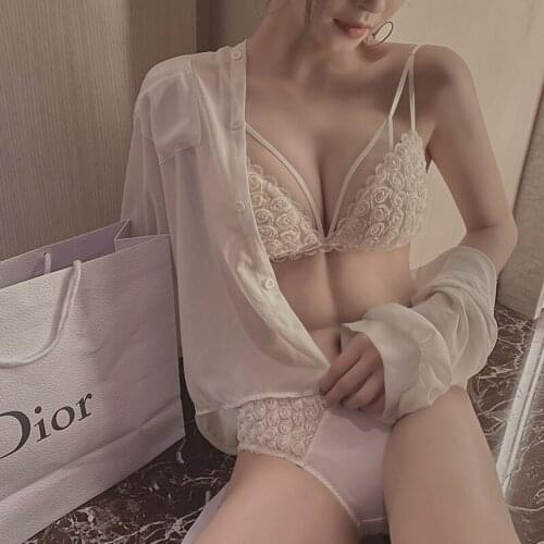 Summer thin French triangular cup set with a small bra showing a small bra