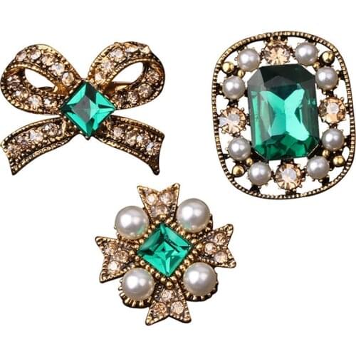 CINDY XIANG Vintage 3pcs/set Pearl And Rhinestone Pins Brooch For Women And Men Crystal Bowknot Cross Badges Brooches Jewelry