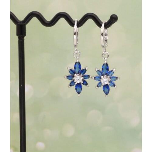 2016 Hot Sale Earring Fine Jewelry Trendy Wholesale Crystal Flower Design Distribution Sale jewellery Fashion Jewelry