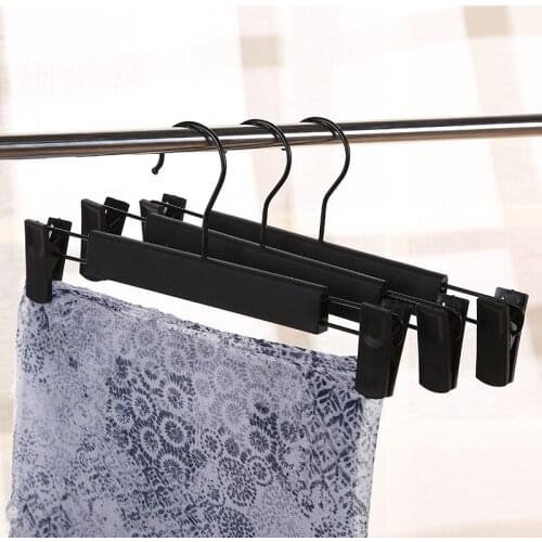 100pcs Plastic Black Hanger For Lingerie Underwear Anti-skidding Clothing Pants Skirt Clip Hangers Rack
