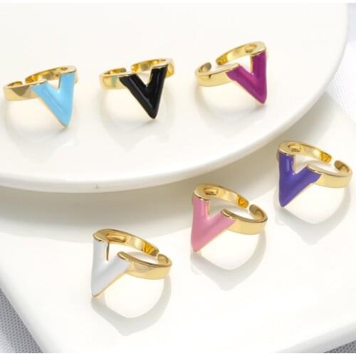 ZHUKOU Trendy geometric V Shape Ring for women Summer gold color enamel Dripping oil creative women Party opening rings VJ190