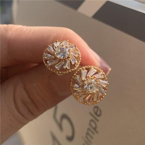 Cute Female White Crystal Stone Earrings Charm Small Round Stud Earrings For Women Rose Gold Silver Color Wedding Earrings