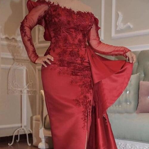 Red prom dresses 2020 sheer crew neckline lace appliques beading sequins organza sheath long sleeve evening dresses