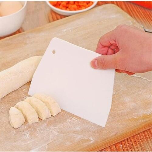Plastic Scraper Spatula DIY Baking Pastry Tools Dough Scraper Kitchen Butter Knife Dough Cutter Molds Household Accessories