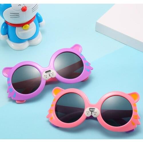 Carton style cute dog Polarized kids size sun glasses flexible soft silica gel sunglasses