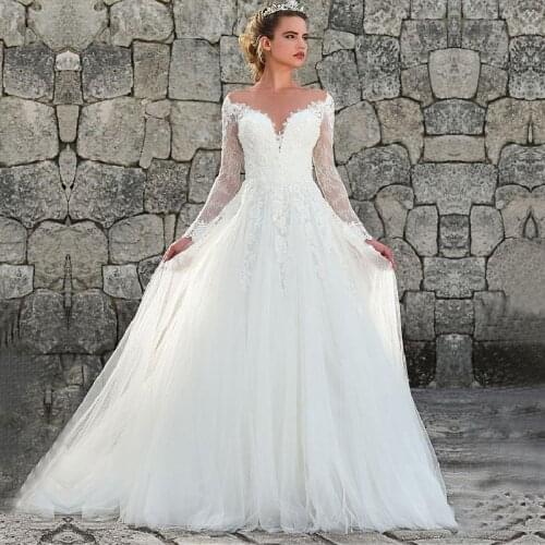 Long Sleeves Illusion Scoop Neckline Wedding Dress Vintage Tulle Lace Appliques Bridal Gown Vestido De Noiva