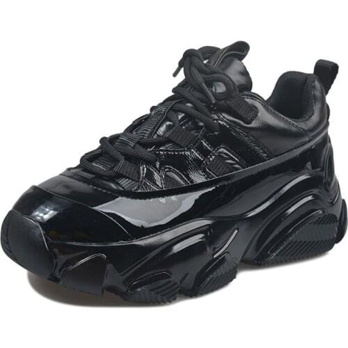 2020 womens shoes, old shoes, spring new increase, thick bottom net red super fire sports shoes, mesh casual running shoes, fas